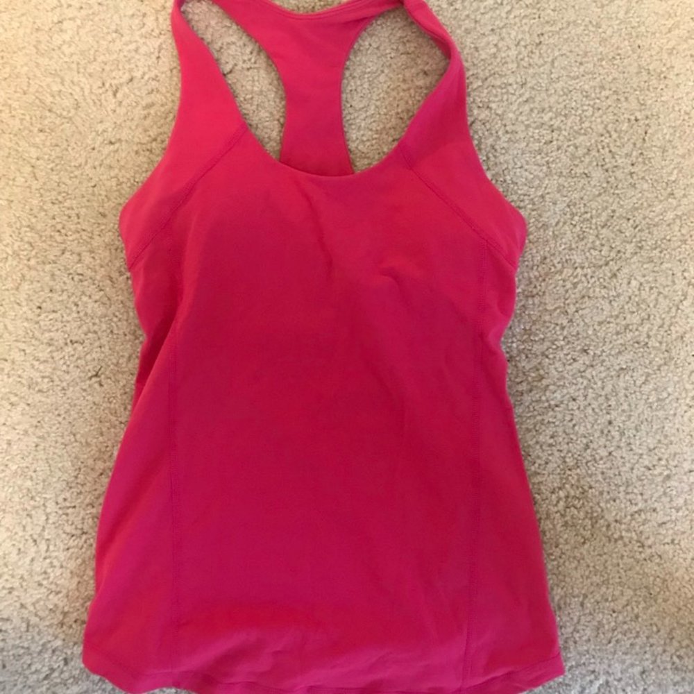 PINK LULULEMON RAZORBACK TANK SIZE 4